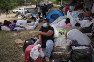 Η φρίκη στη Βενεζουέλα μεγαλώνει: 1.450 νεκροί και 50.000 αγνοούμενοι έχουν καταγραφεί μέχρι τώρα [εικόνες – βίντεο]