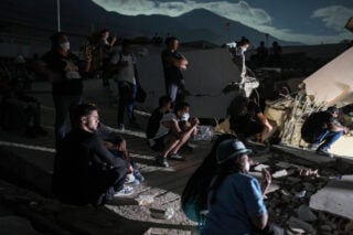 Σεισμοί στη Βενεζουέλα: Ο θάνατος παντού, η ελπίδα στις διασώσεις – Ξεπέρασαν τους 1.700 οι νεκροί [εικόνες – βίντεο]