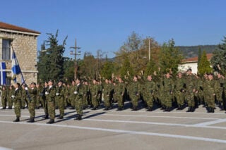 Κατατάσσονται οι πρώτες γυναίκες στον Στρατό