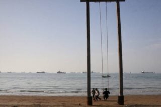 BBC για συμφωνία ΗΠΑ – Ιράν: Πότε θα επιστρέψει η οικονομία στην κανονικότητα;