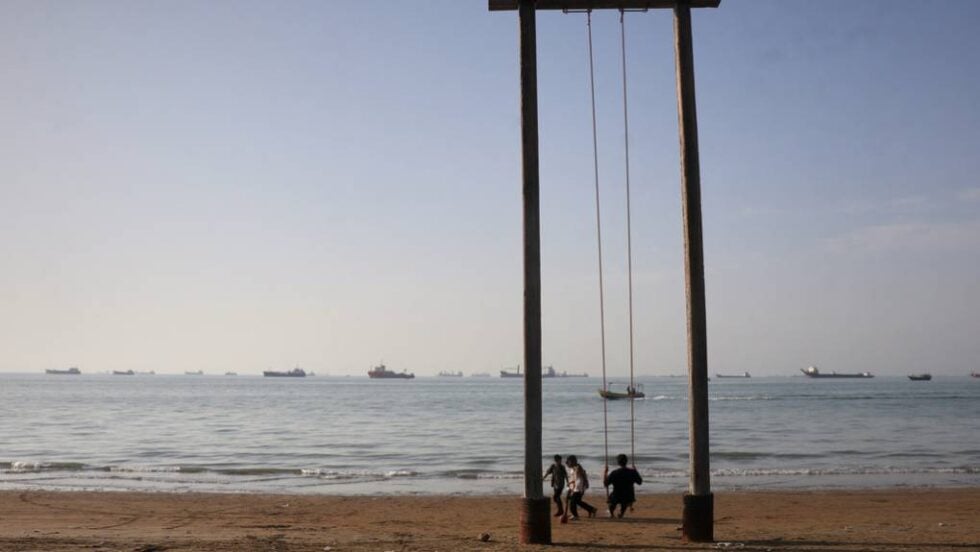 BBC για συμφωνία ΗΠΑ – Ιράν: Πότε θα επιστρέψει η οικονομία στην κανονικότητα;