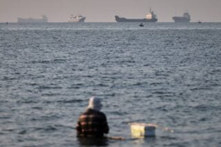Συμφωνία ΗΠΑ – Ιράν: Ρήτρα για τέλη στο Ορμούζ πρόσθεσε η Τεχεράνη την τελευταία στιγμή