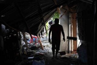 Σεισμός στις Φιλιππίνες: Τουλάχιστον 46 νεκροί, συνεχίζεται η αναζήτηση αγνοουμένων [εικόνες]