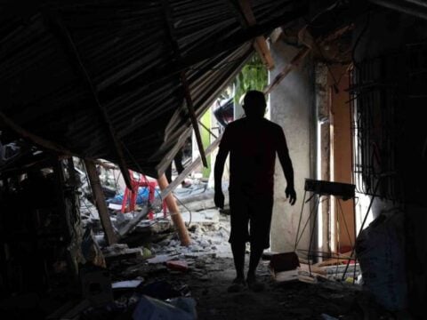 Σεισμός στις Φιλιππίνες: Τουλάχιστον 46 νεκροί, συνεχίζεται η αναζήτηση αγνοουμένων [εικόνες]