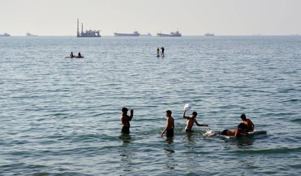WSJ: Γιατί το Ιράν κερδίζει τη μάχη των Στενών του Ορμούζ