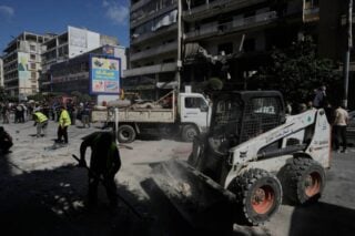 Ανησυχία για τη συμφωνία ΗΠΑ και Ιράν μετά την επίθεση του Ισραήλ στη Βηρυτό – Η Τεχεράνη απειλεί με αντίποινα
