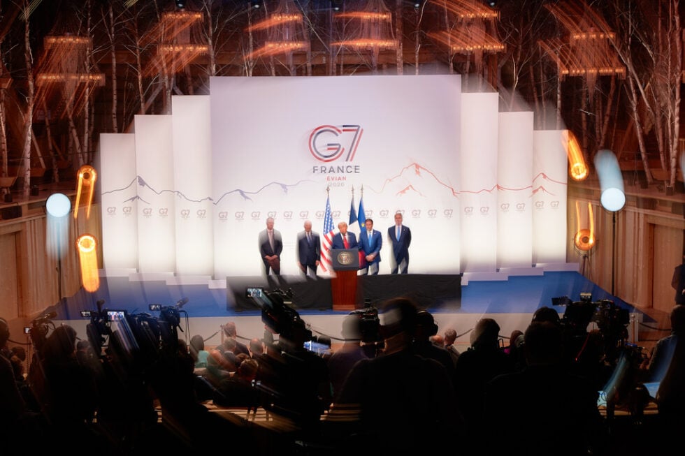 G7
