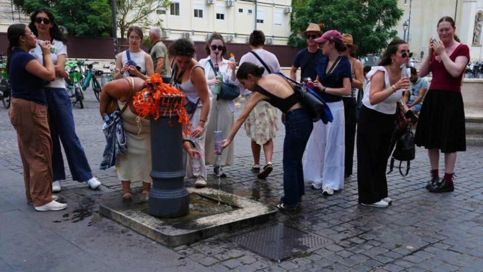 Καύσωνας στην Ιταλία: Νεκρός 58χρονος αγρότης από θερμοπληξία – Στο «κόκκινο» 16 πόλεις