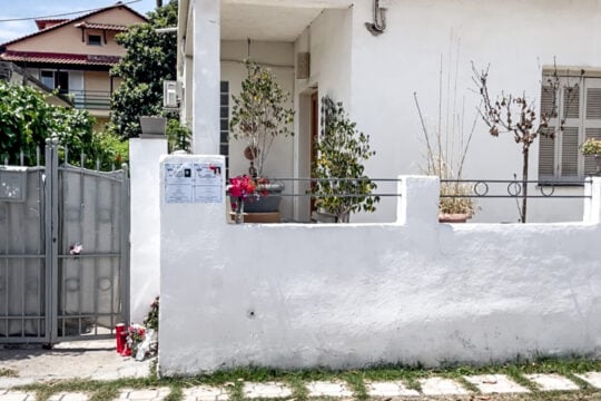 Μυστήριο με τη διπλή δολοφονία στο Αίγιο: Ερευνάται «ορφανό» DNA στο όπλο – Πιθανή η εμπλοκή και τρίτου