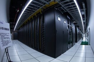 Στην Κίνα το πρώτο υποθαλάσσιο Data Center που λειτουργεί με αιολική ενέργεια
