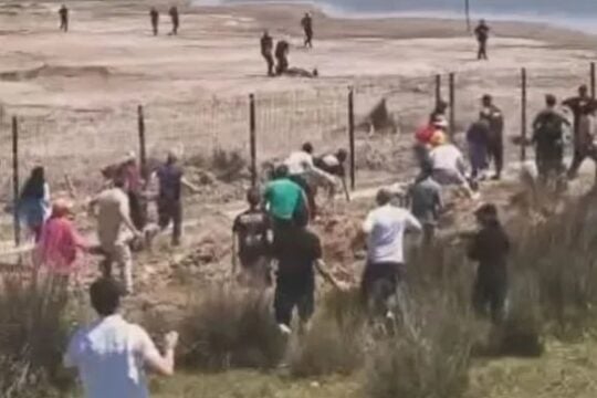 Επεισόδια στην Αλβανία: «Ιδιωτικούς φρουρούς ασφαλείας» βλέπει ο Ράμα – «Ο πρωθυπουργός δεν θέλει διαφάνεια» απαντά ο Μπελέρης