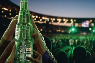 Η Heineken® παρουσιάζει την καμπάνια «Οι φανς έχουν περισσότερους φίλους»