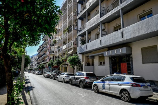 Γυναικοκτονία στην Καλαμάτα: Η 39χρονη φώναζε για βοήθεια – Δεν φέρει αμυντικά τραύματα ο δράστης