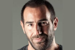 Ο Αντώνης Κανάκης έβγαλε το πρώτο δικό του τραγούδι: «Το σκάρωσα πριν 38 χρόνια» 