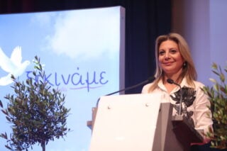 Καρυστιανού: «Ο Τσίπρας είναι ο πιο βολικός αντίπαλος για τον Μητσοτάκη – Στόχος η αυτοδυναμία»