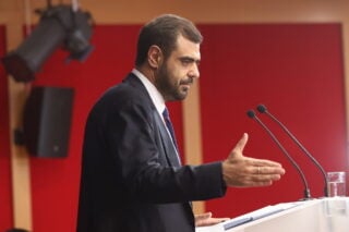 Μαρινάκης για Αβραμόπουλο: «Όταν μας καλούν οι αρχές οφείλουμε να πηγαίνουμε – Πειστικές οι εξηγήσεις του»