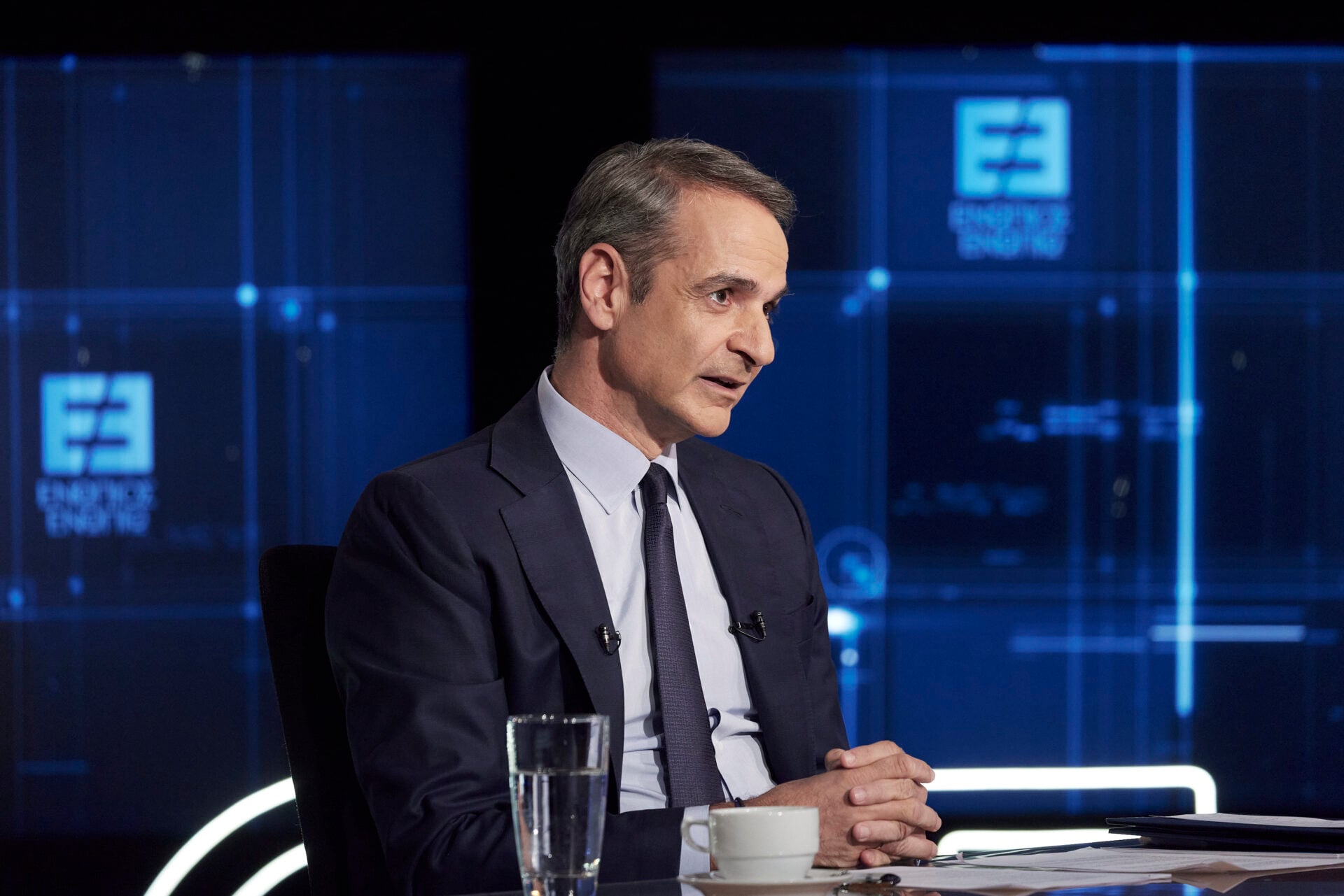Ο Μητσοτάκης δικαιολογεί τις αυξήσεις στους Μητροπολίτες «Εν