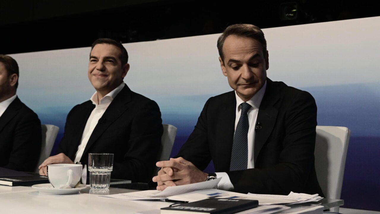 Δημοσκόπηση RealPolls: Σε μονοψήφια νούμερα η διαφορά της Ν.Δ. από την ΕΛΑΣ – Πάνω από 20% το κόμμα Τσίπρα στην εκτίμηση ψήφου