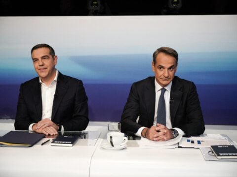 Δημοσκόπηση RealPolls: Πτώση για τη Ν.Δ. στο 28,3% – Δίπολο με την ΕΛΑΣ στο 21,4%