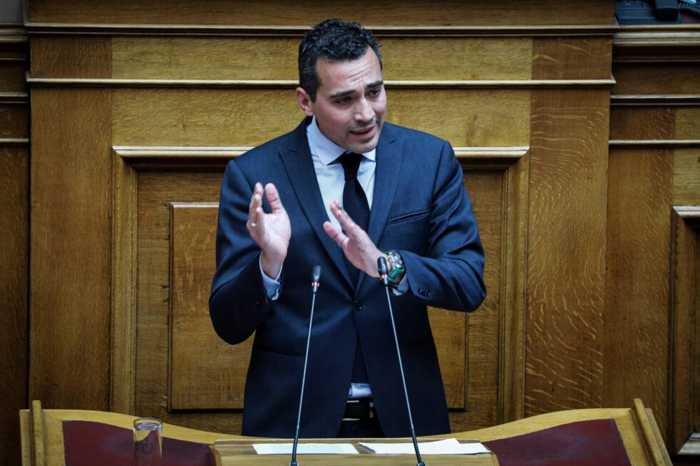 Νυφούδης για την πρόταση Δούκα περί συνεργασίας ΠΑΣΟΚ – ΕΛΑΣ: «Οποιαδήποτε τέτοια κουβέντα δεν μας απασχολεί»