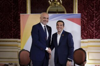 Απάντηση Τσίπρα σε Ράμα: «Δεν μπορείς να μου κάνεις δημόσια μαθήματα για το τι είναι ο εθνικισμός»
