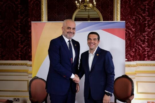 Απάντηση Τσίπρα σε Ράμα: «Δεν μπορείς να μου κάνεις δημόσια μαθήματα για το τι είναι ο εθνικισμός»