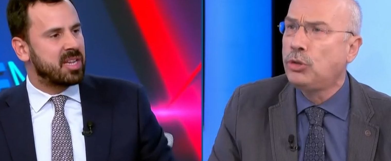 Μετωπική Μαργαρίτη – Ρωμανού: «Στην Πάνια τσαμπουκά, που ήσουν τραγουδιάρης» – «Θα σου κάνω μήνυση»