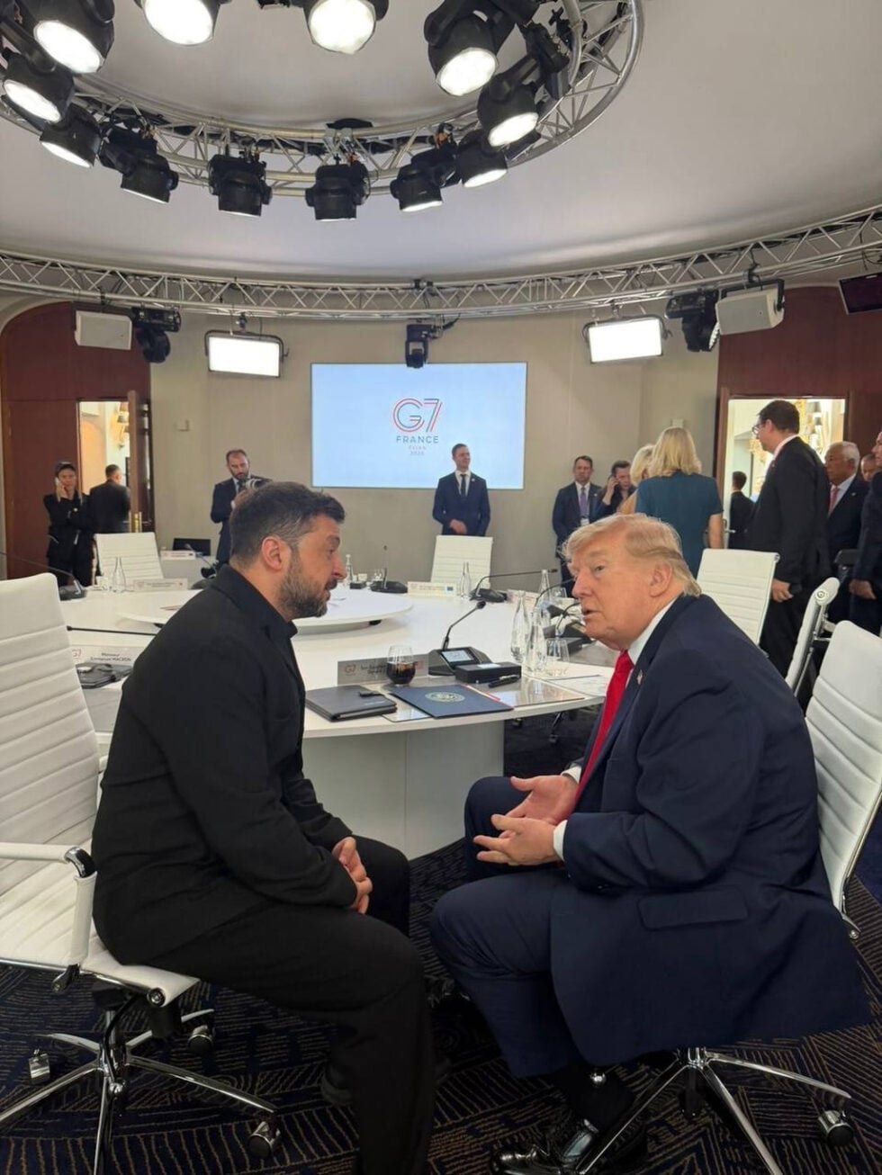 Τετ α τετ Τραμπ – Ζελένσκι στην G7: «Η Ρωσία πρέπει να έρθει σε συμφωνία»