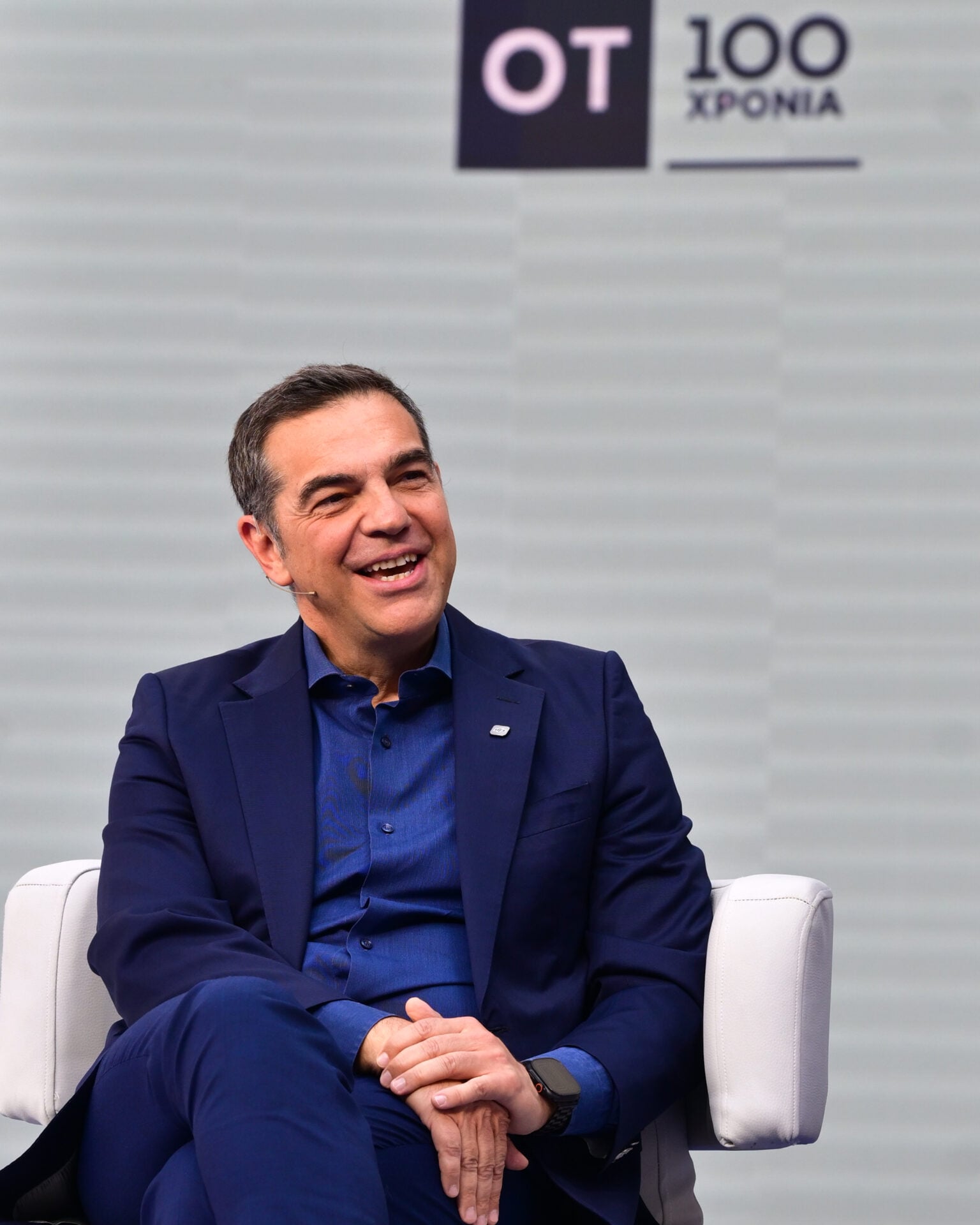 Απάντηση Τσίπρα σε Μητσοτάκη για τα… διπλώματα: «Δεν θα μπορ