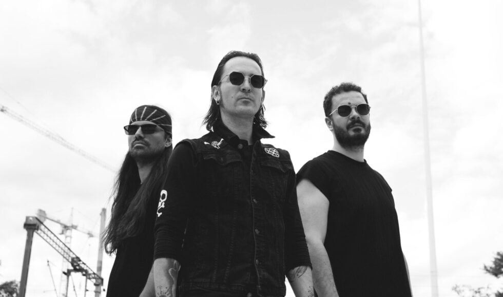 Μόλις κυκλοφόρησε: Το νέο single και video από τους Villagers Of Ioannina City