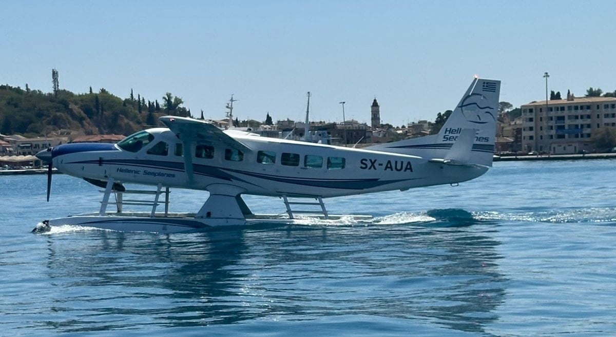Πέταξε το πρώτο υδροπλάνο από τα Γιάννενα προς τον Αυλώνα Αλβανίας – Ποιες άλλες περιοχές θα διασυνδεθούν
