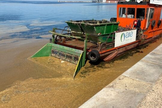 Το αντιρρυπαντικό σκάφος «Αλκίππη»