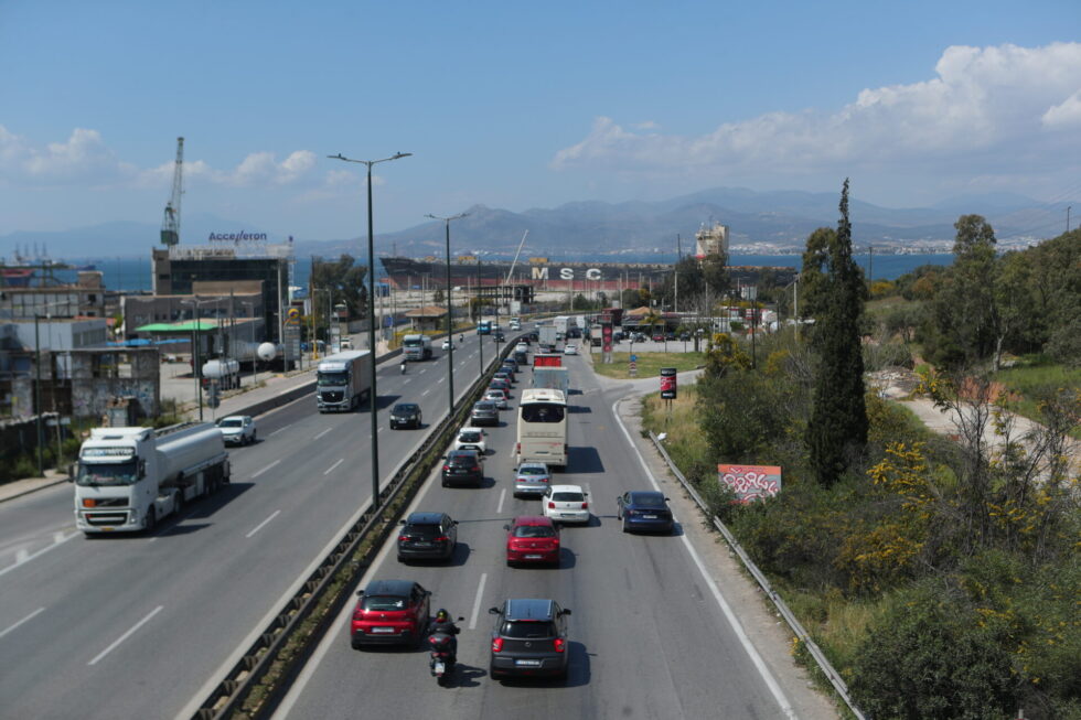 Ομαλά εξελίσσεται η επιστροφή των εκδρομέων του τριημέρου στην Αττική