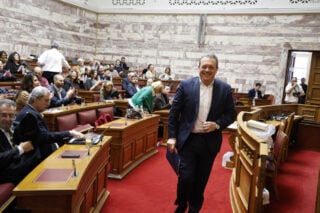 Πολιτική Γραμματεία στον ΣΥΡΙΖΑ με το βλέμμα στις κινήσεις Τσίπρα