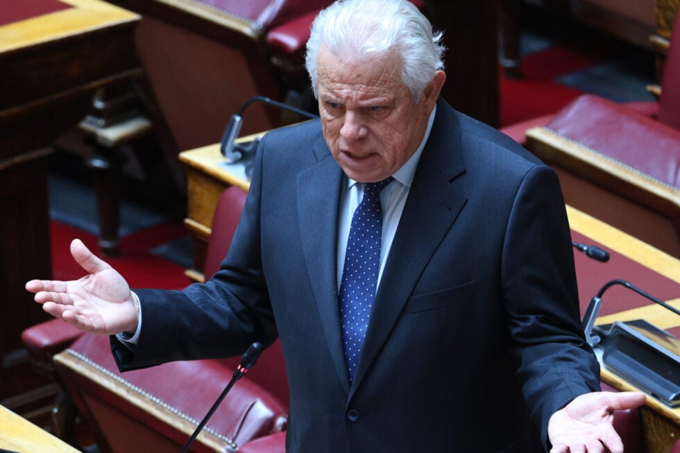 Συνταγματική Αναθεώρηση: Ο Βλάχος συμφωνεί με την πρόταση ΠΑΣΟΚ για τις παραμεθόριες περιοχές