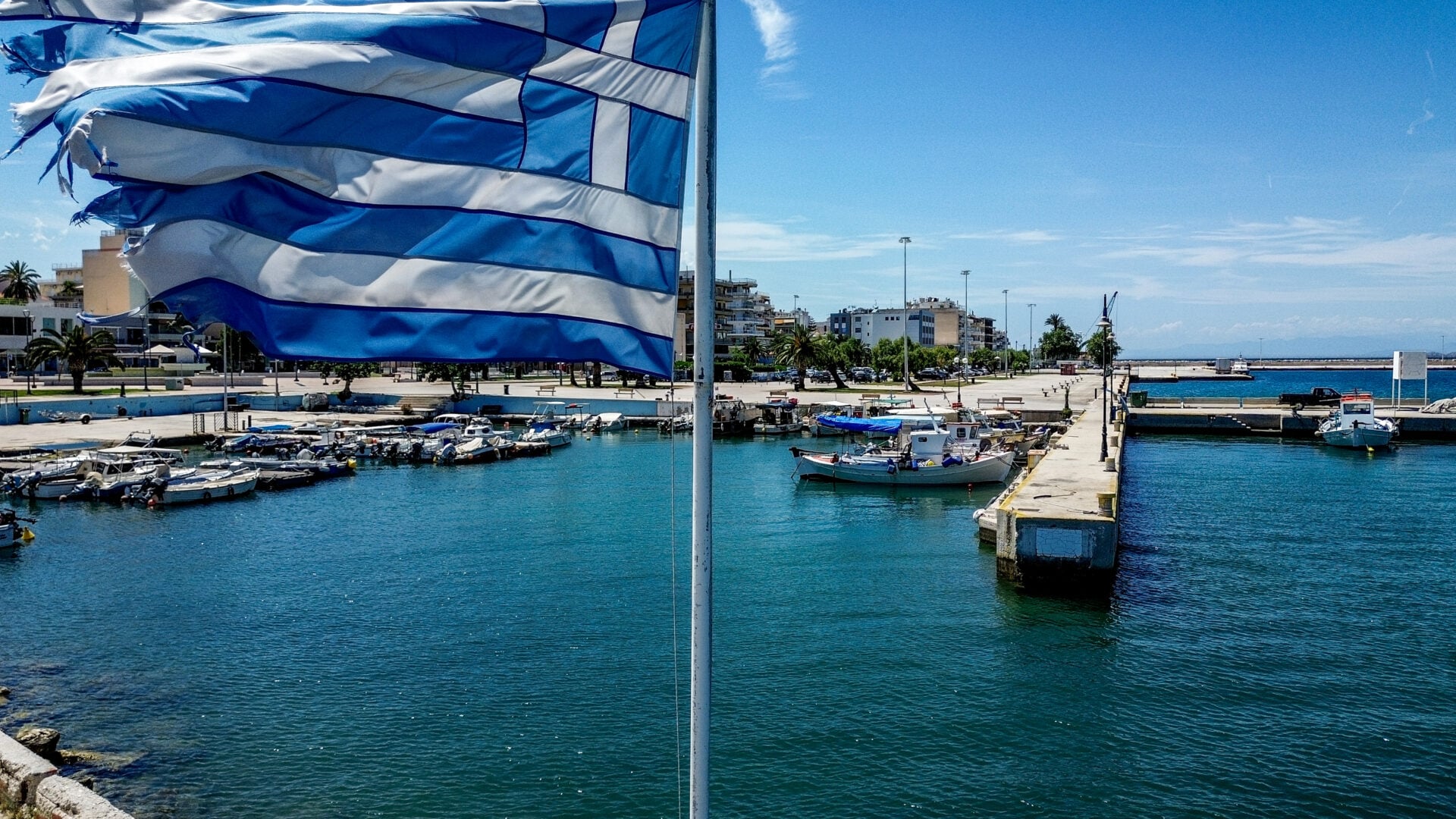 Καλοκαιρινό Σάββατο με 30αρια: Πού θα ρίξει μπουρίνια