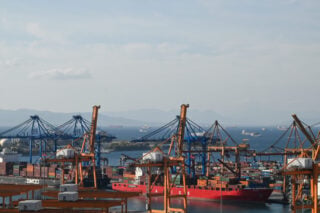 Εργατικό ατύχημα στο Κερατσίνι: Τραυματίστηκε στο πόδι 38χρονος οδηγός