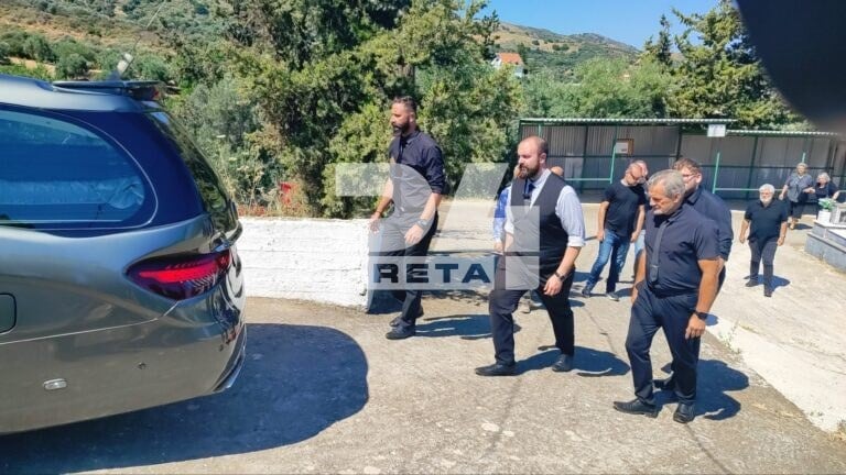 Χανιά: Θρήνος στην κηδεία της Σταυρούλας Λεβεντάκη – Οι συγγενείς ζητούν παραδειγματική τιμωρία του δράστη [εικόνες]