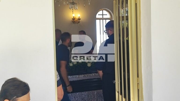 Χανιά: Θρήνος στην κηδεία της Σταυρούλας Λεβεντάκη – Οι συγγενείς ζητούν παραδειγματική τιμωρία του δράστη [εικόνες]