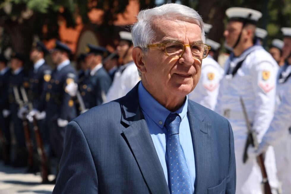 Το τελευταίο αντίο στον Γιώργο Σουφλιά: Παρόντες Μητσοτάκης, Καραμανλής και Παυλόπουλος [εικόνες]