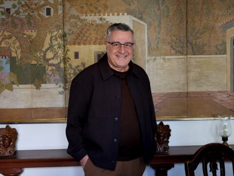 Γιώργος Κουβαράς στην «Εφ.Συν.»: «Πρέπει η τηλεόραση να ξαναβρεί το χιούμορ της»