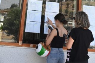 Πανελλαδικές εξετάσεις 2026: Οι πρώτοι των πρώτων μοιράζονται το μυστικό της επιτυχίας τους