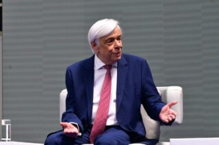 Καρφιά Παυλόπουλου για τις υποκλοπές: Ροκανίζουν τα θεμέλια της Δημοκρατίας, παραπέμπουν σε τυραννικές εξουσίες