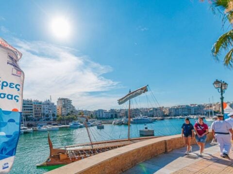 Στον Πειραιά η ιστορική τριήρης «Ολυμπιάς», πλοίο-σύμβολο του Πολεμικού Ναυτικού [εικόνες]