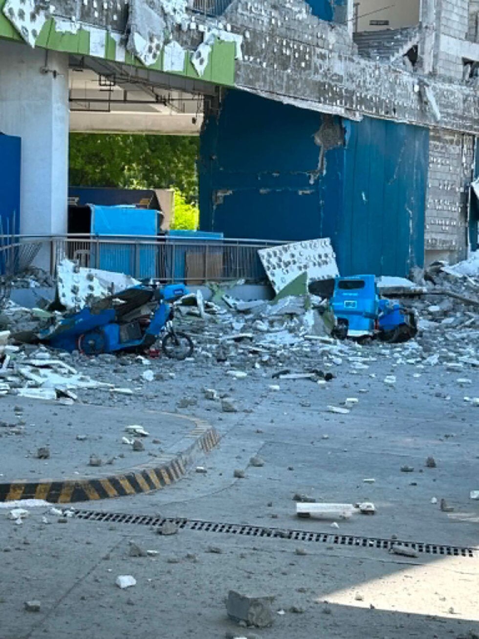 Ισχυρός σεισμός 7,8 βαθμών στις Φιλιππίνες: Τουλάχιστον 8 νεκροί, κατέρρευσαν κτίρια [βίντεο]