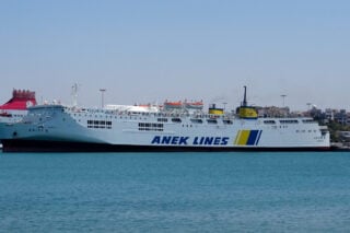 Μπλακ άουτ στο «Κίσσαμος»: Προσάραξε στη Μήλο με 1.246 επιβάτες – Τι αναφέρει η ανακοίνωση της ΑΝΕΚ
