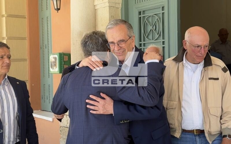 Η λακωνική δήλωση Σαμαρά για το νέο κόμμα από την Κρήτη: «Θα τα πούμε το απόγευμα…»