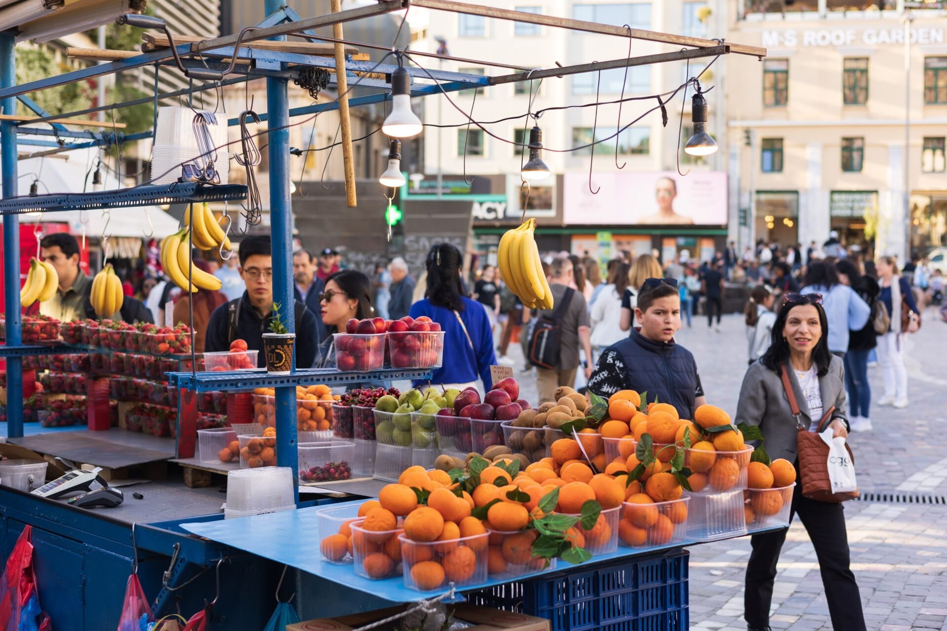 Λιγότερες διακοπές για τους Έλληνες και με πιο άδε