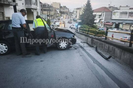 Τροχαίο δυστύχημα στη Βέροια / pliroforiodotis.gr