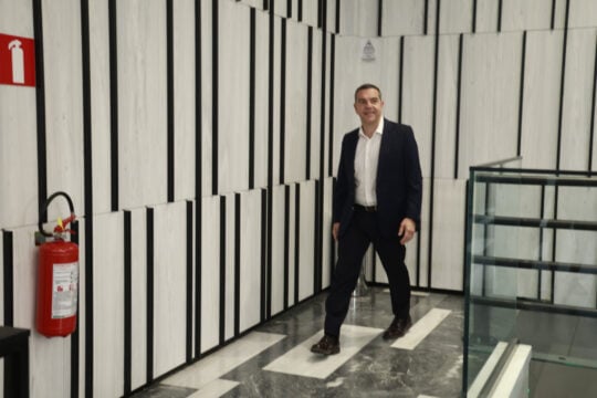 Η ατάκα Τσίπρα για τον… «κερατά» του Αβραμόπουλου: «Αυτό είναι για αυτούς λογοδοσία»